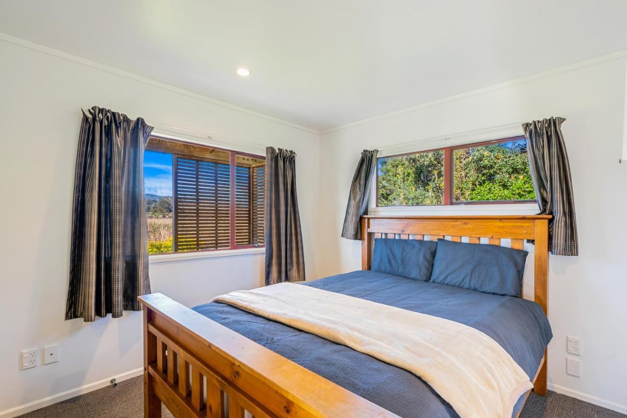 Cottage On Rutherford - Waikanae Holiday Home Ngoại thất bức ảnh