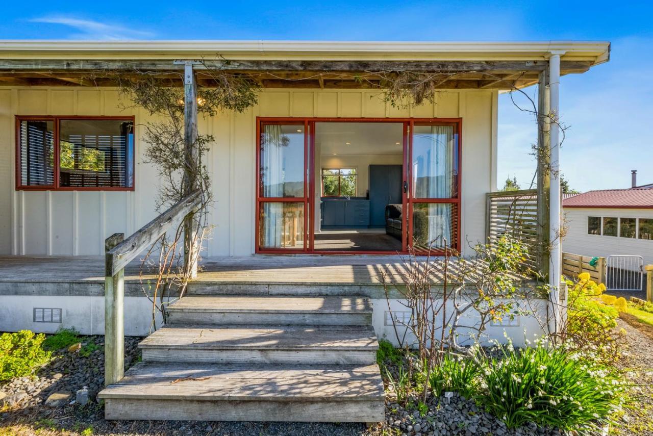 Cottage On Rutherford - Waikanae Holiday Home Ngoại thất bức ảnh