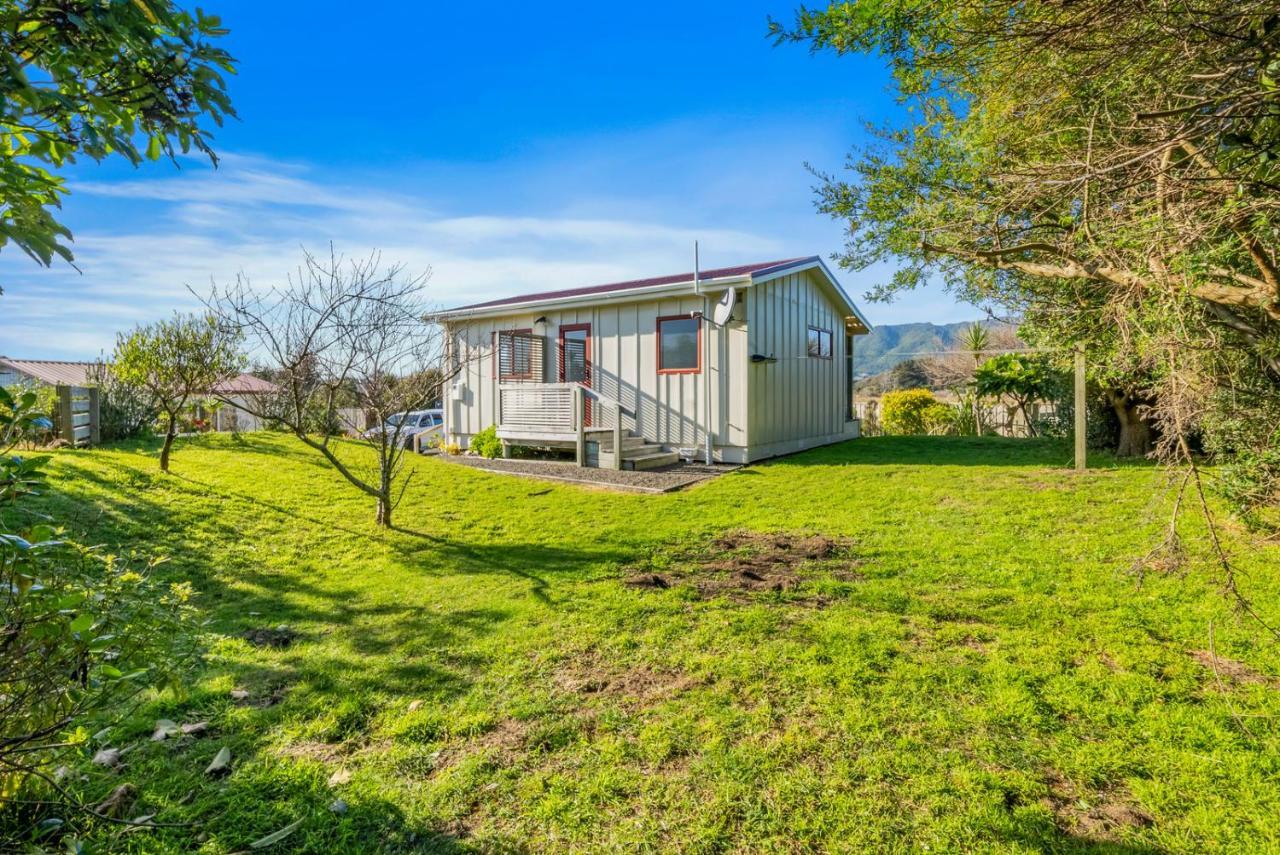 Cottage On Rutherford - Waikanae Holiday Home Ngoại thất bức ảnh